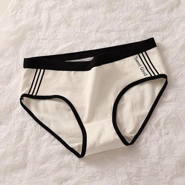 Soft_Stretch_Cotton_Low-Rise_Bikini_Panties_with_Contrast_Trim_–_Pack_of_2