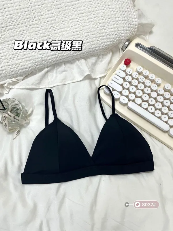 Womenâ€™s_Daily_Wear_White_Bralette_Bra_|_Soft_Seamless_|_Free_Lightly_Padded_Comfort_Fit_Innerwear_|_Pack_Of_1_|_Black_|_Lounge,_Travel_&_Daily_Use.