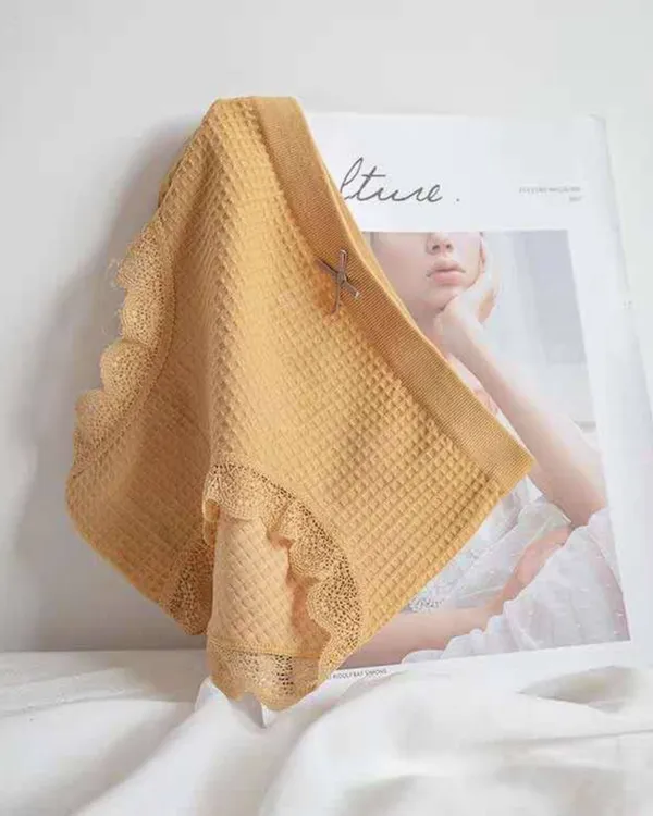 Pack_Of_4_|_Premium_Cotton_Lightweight_Comfort_Fit_Hipster_Panty_|_Multicolor