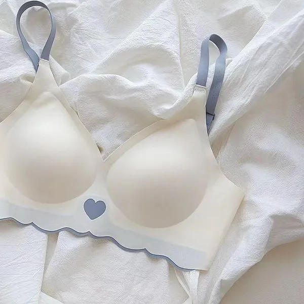 Cute_Heart_Seamless_Bra_Set_for_Women_|_Pack_of_1
