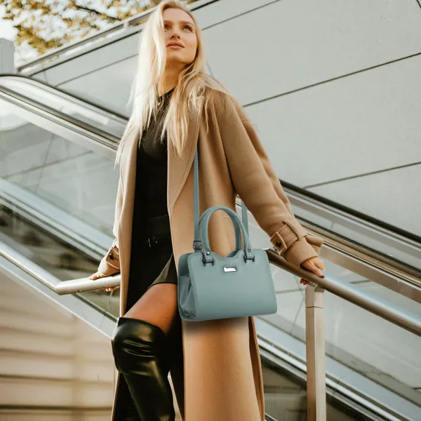 Stylish_Green_Leather_Handbag_For_Women_Elegant_Shoulder_Tote_Purse_With_Dual_Handles,_Trendy_Office_&_Casual_Bag,_Lightweight_Designer_Crossbody_Satchel