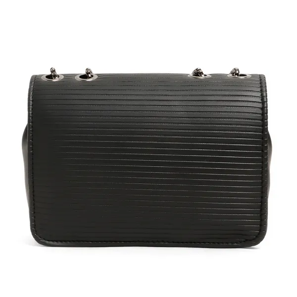 Elegant_Black_Quilted_Shoulder_Bag_For_Women
