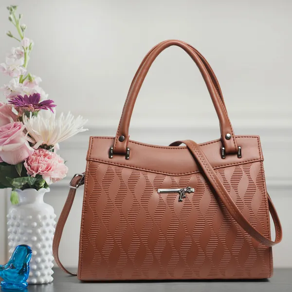 Elegant_Tan_Textured_Leather_Handbag_For_Women_Stylish_Tote_Purse_With_Shoulder_Strap,_Lightweight_Designer_Office_&_Casual_Bag