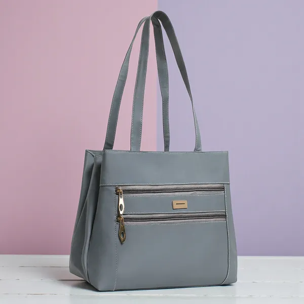 Trendy_Gray_Leather_Tote_Bag_For_Women_Spacious_Shoulder_Handbag_With_Dual_Zipper_Pockets,_Stylish_Office_&_Casual_Carryall_Purse,_Lightweight_Everyday_Travel_Bag