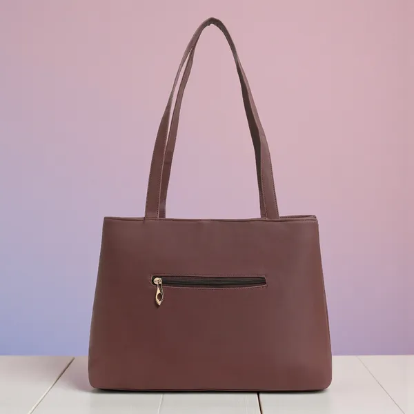 Trendy_Brown_Leather_Tote_Bag_For_Women_Spacious_Shoulder_Handbag_With_Dual_Zipper_Pockets,_Stylish_Office_&_Casual_Carryall_Purse,_Lightweight_Everyday_Travel_Bag