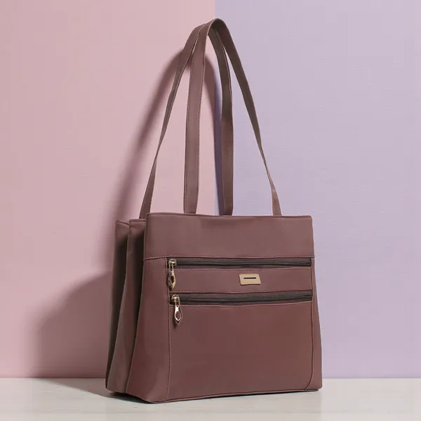 Trendy_Brown_Leather_Tote_Bag_For_Women_Spacious_Shoulder_Handbag_With_Dual_Zipper_Pockets,_Stylish_Office_&_Casual_Carryall_Purse,_Lightweight_Everyday_Travel_Bag