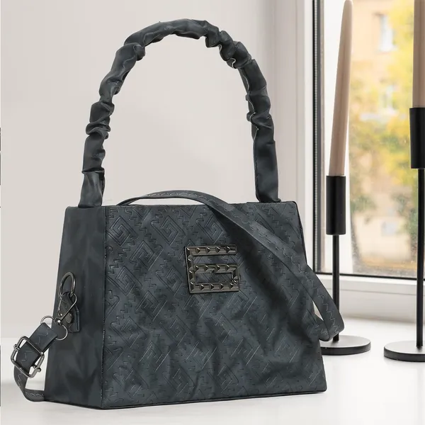 Elegant_Black_Designer_Shoulder_Bag_For_Women_With_Embossed_Pattern_&_Metal_G_Logo