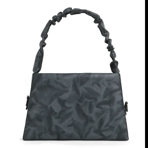 Elegant_Black_Designer_Shoulder_Bag_For_Women_With_Embossed_Pattern_&_Metal_G_Logo