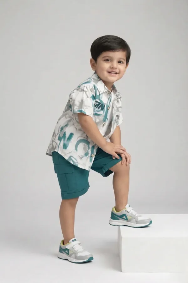 Rhinito_Woven_Bold_half_Sleeves_Printed_Shirt_&_Cargo_Shorts_With_Inner_Tee_-_Multicolor_set