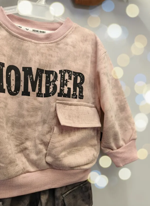 Pink_Cotton_Blend_Long-Sleeve,_Printed_Sweatshirt_And_Cargo_Pant