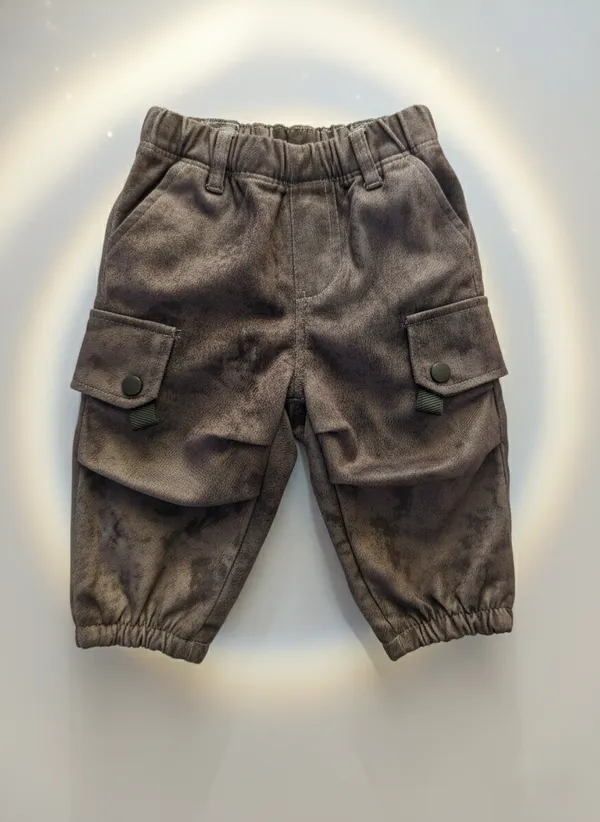 Grey_Cotton_Blend_Long-Sleeve,_Printed_Sweatshirt_And_Cargo_Pant