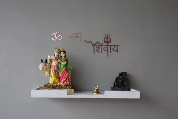 White_Temple_Shelf_with_Shivay_Sticker_For_Home_or_Shop,_with_2_bell_free