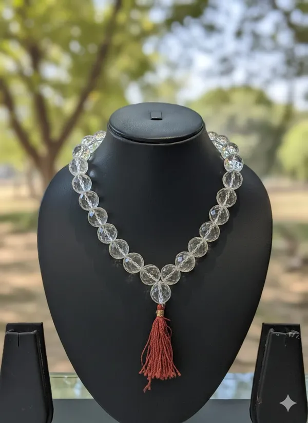 Sphatik_Mala_With_Diamond_Cutting