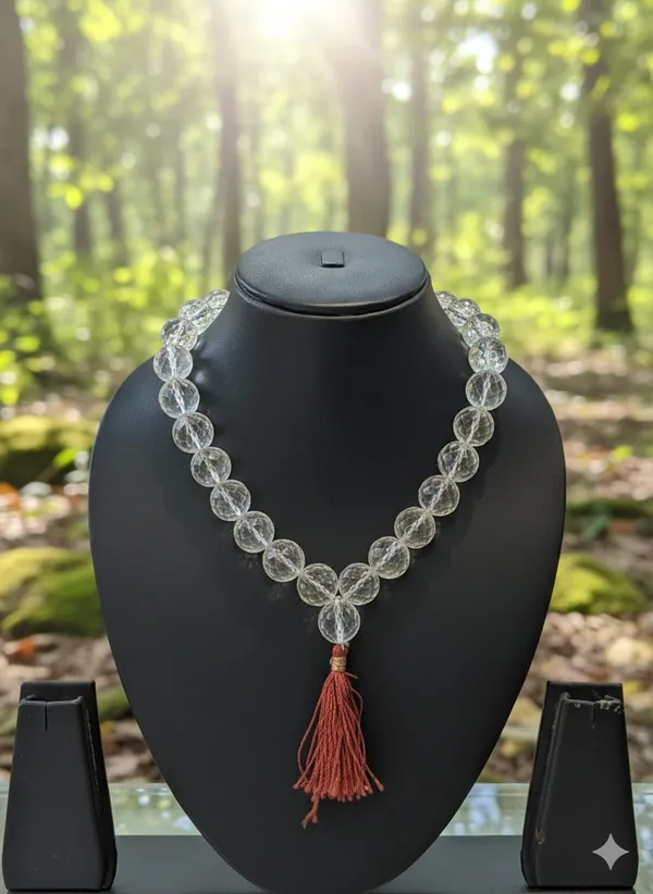 Sphatik_Mala_With_Diamond_Cutting