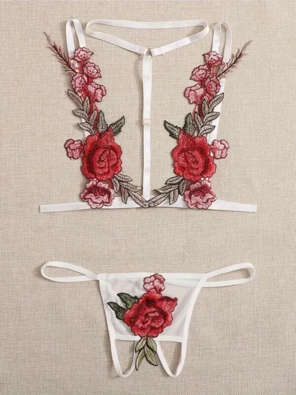Sexy_Underwear_Plus_Set_Embroidered_Sexy_Floral_Lace_Lingerie_Size_Underwear_Woman_Bodysuit_Strapless_Bra