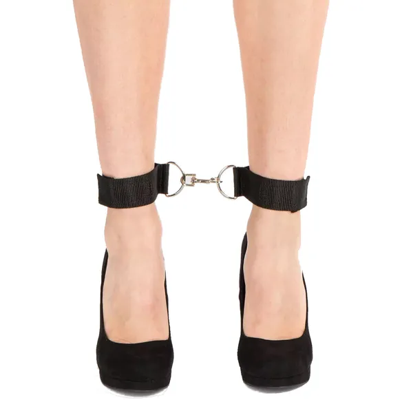 Hand_Cuffs_BDSM_-_Cuffs_for