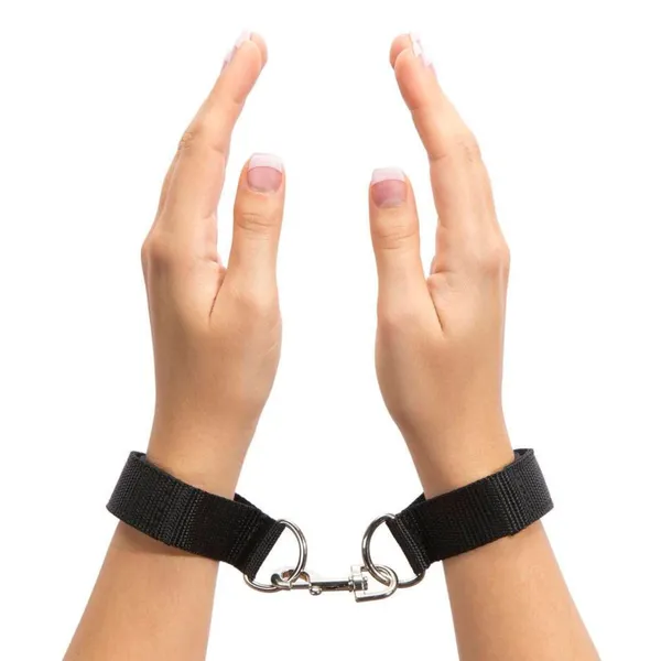 Hand_Cuffs_BDSM_-_Cuffs_for