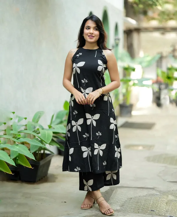 Aline_kurta_with_both_side_pocket__&__palazzo