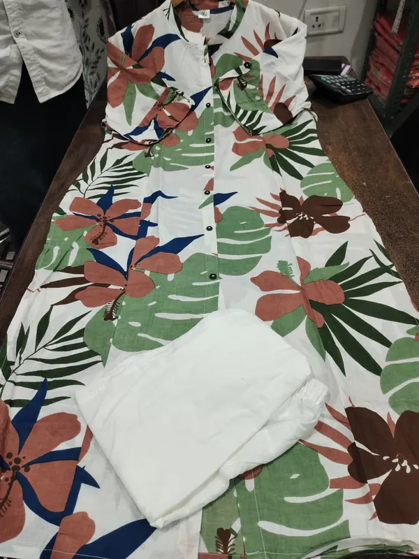 Aline_Kurti_pattern_paired_with_Ankle_length_Pant_Giving_perfect_outfit