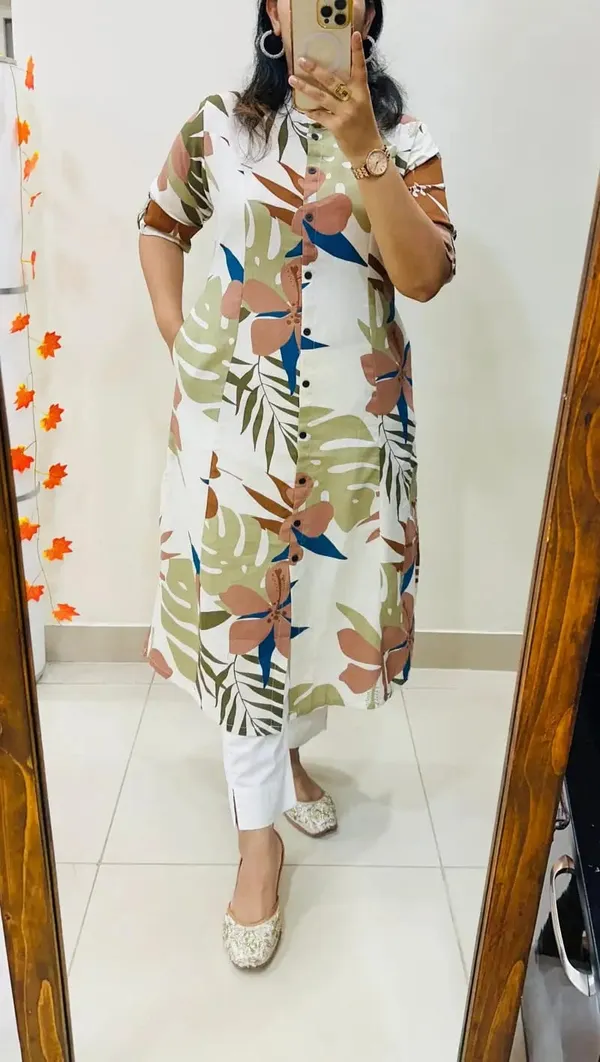 Aline_Kurti_pattern_paired_with_Ankle_length_Pant_Giving_perfect_outfit
