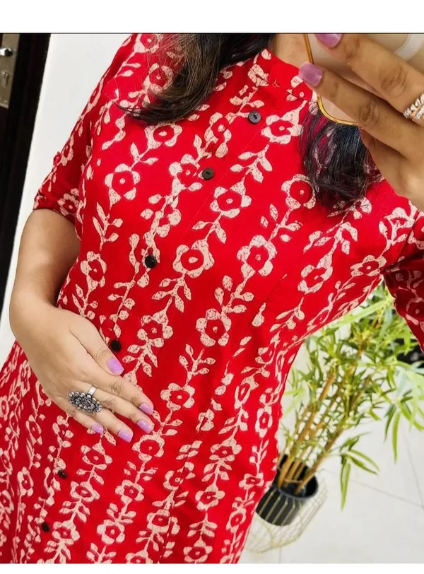 Beautiful_Floral_Print_Red_Cotton_Kurti_Plazo_Set