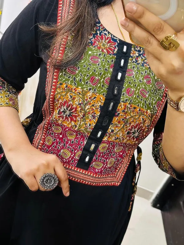Black_Mirror_work_Floral_Cotton_Kurta_Palazzo_Co-Ord_Set_A-Line_Kurta_With_3/4Th_Sleeves_&_Matching_Pants_Summer_Ethnic Wear For Women