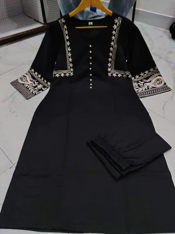 Black_aari_work_kurta_Plazzo_set