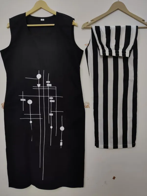 Black_kurti_Plazzo_with_intricate_embroidery_work__perfect_for_any_auspicious_occasion.