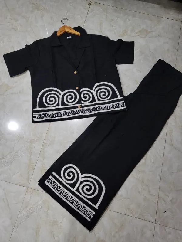 Cotton_filax_Shirt_Style_(With_Heavy_hand_work_embroidery_on_Front_&_Front_hand_work_on_Plazzo