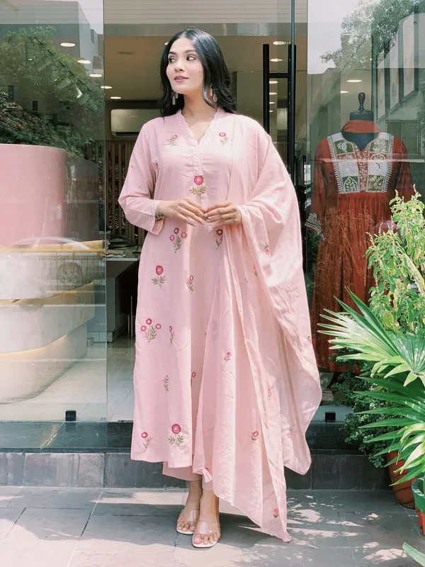 Light_Pink_Kurti_with_plazzo_with_dupatta