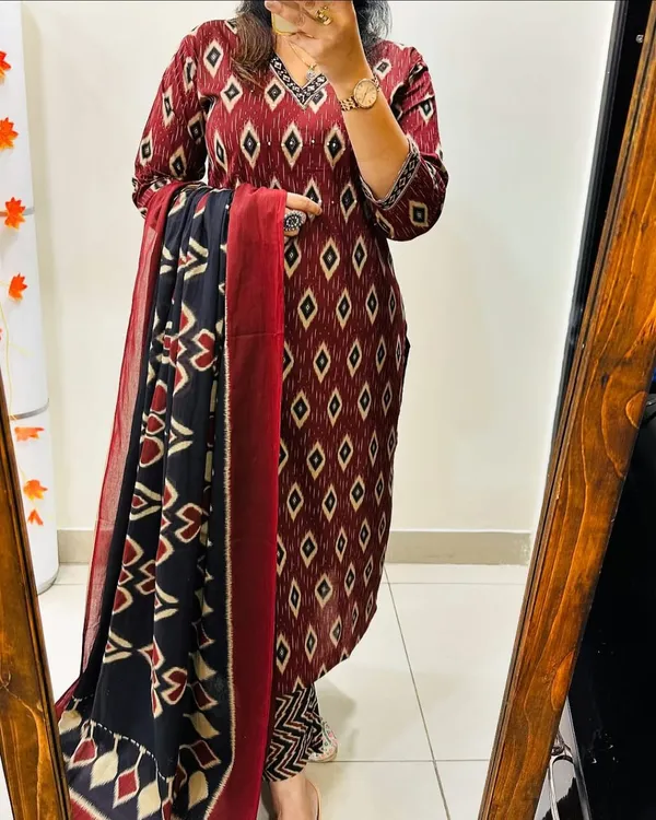 NEW_FULL_COTTON_PRINT_HAND_WORK_STRAIGHT_KURTI__PANT_MALMAL_DUPATTA_ARRIVAL