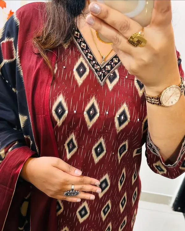NEW_FULL_COTTON_PRINT_HAND_WORK_STRAIGHT_KURTI__PANT_MALMAL_DUPATTA_ARRIVAL