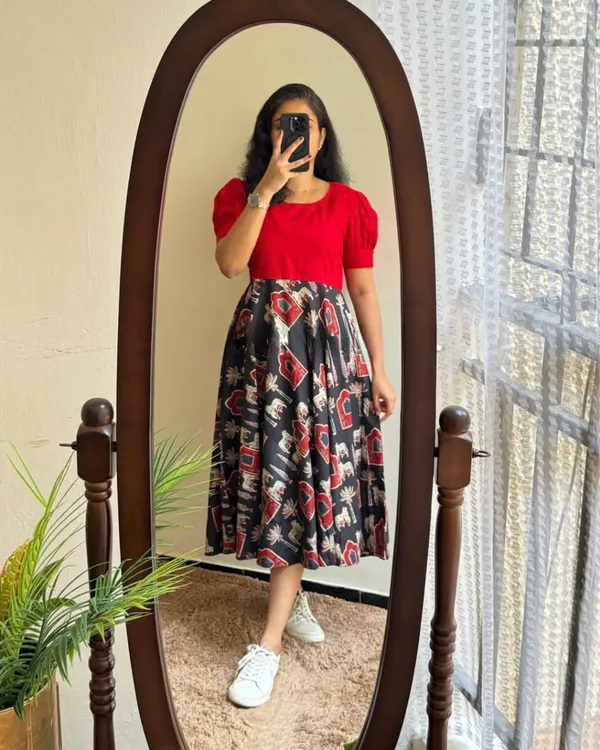 New_Beautiful__printed_Chiken_shifli_cotton_middi_Gown_dress