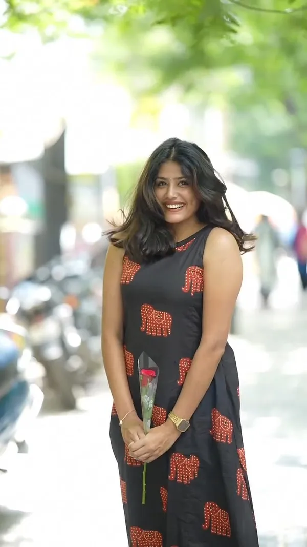 Premium_Floral_Fine_cotton_kurti_Palazzo_set