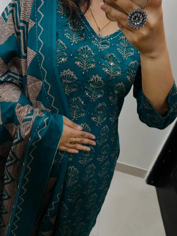 Saganeri__Beautiful_Jaipuri_Printed_Cotton_Suit_Set_Cotton_Kurta_With_Floral_Print_And_Handwork_detailing_With_Panel_Work_Paired_Up_With_Cotton_Pant_and_Duppatta