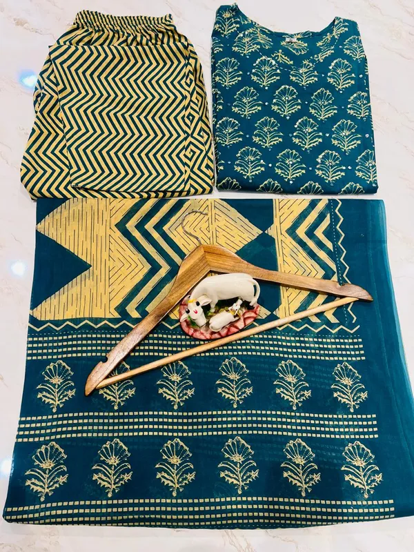Saganeri__Beautiful_Jaipuri_Printed_Cotton_Suit_Set_Cotton_Kurta_With_Floral_Print_And_Handwork_detailing_With_Panel_Work_Paired_Up_With_Cotton_Pant_and_Duppatta