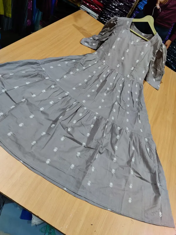 Women’s_Silver_Midi_Length_Kurti_|_Stylish_Ethnic_Kurta_|_Casual_&_Festive_Wear