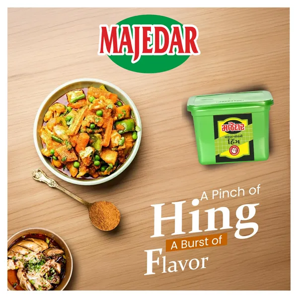 Majedar_Green_Brand_Strong_White_Hing_Powder_In_Square_Container_Compounded_Bandhani_Asafoetida_Rich_Flavor_And_Aroma_For_Authentic_Indian_Cooking