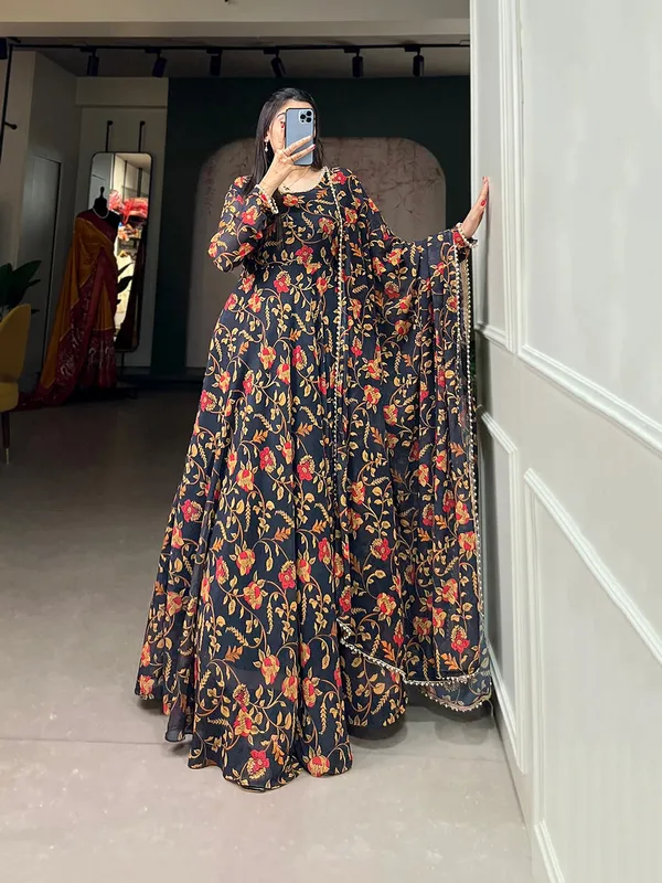 Black_Georgette_Premium_&_Elegant_Gown_&_Dupatta_Set_For_Women