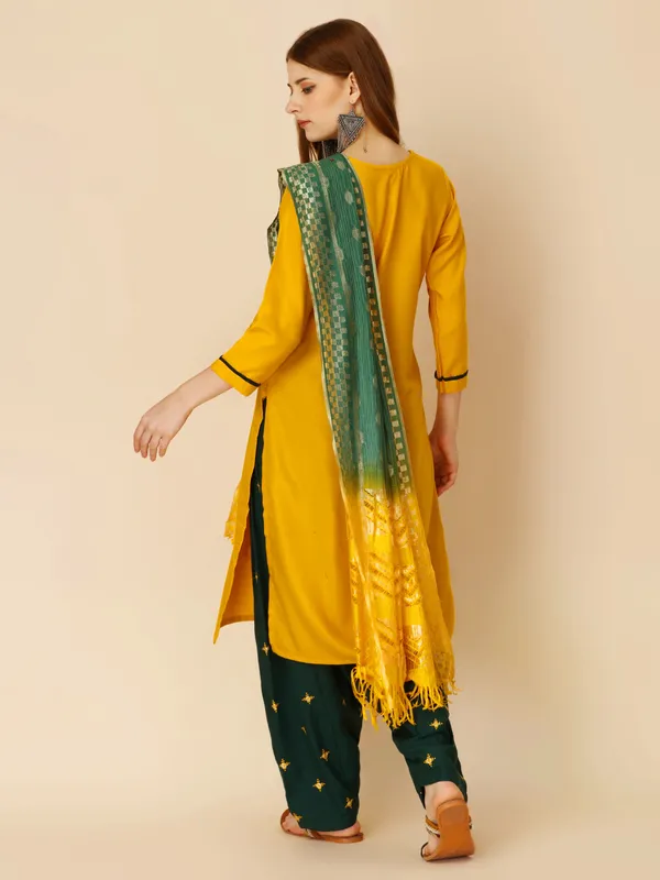 Multicolor_Rayon_Blend_Premium_&_Elegant_Kurta_&_Patiala_Set_With_Dupatta_For_Women