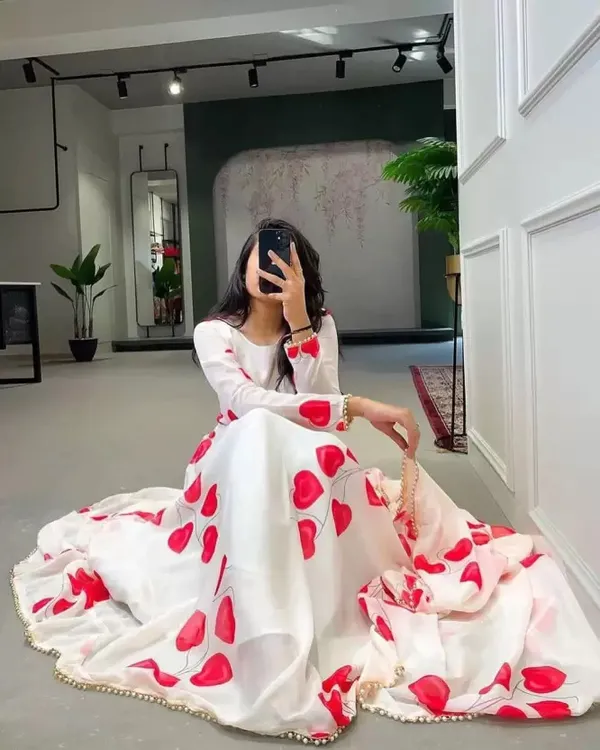 White_Georgette_Premium_&_Elegant_Gown_&_Dupatta_Set_For_Women