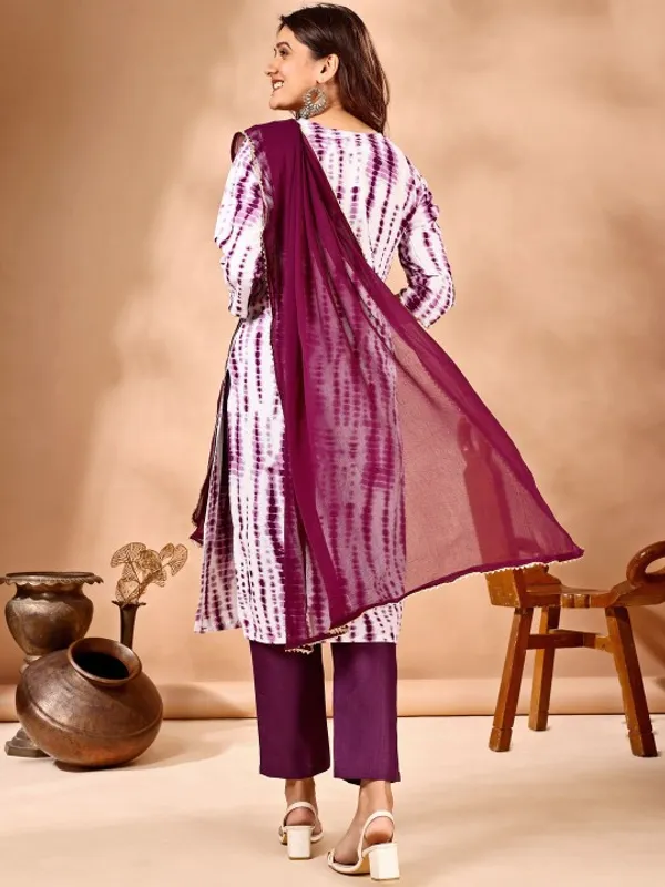 Maroon_Havy_Rayon_Premium_&_Elegant_Kurta_&_Pant_Set_With_Dupatta_For_Women