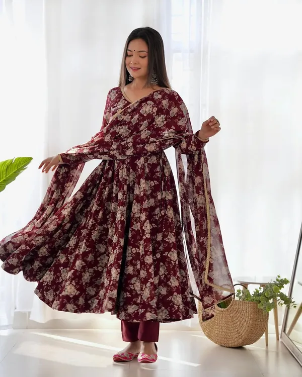 Maroon_Georgette_Premium_&_Elegant_Gown_&_Dupatta_Set_For_Women