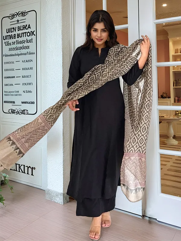 Black_Rayon_Premium_&_Elegant_Gown_&_Dupatta_Set_For_Women