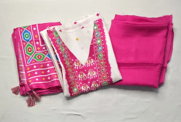 Rani_Pink_Embrace_Heritage_With_The_Patola_Silk_Unstitched_Suit_For_Women