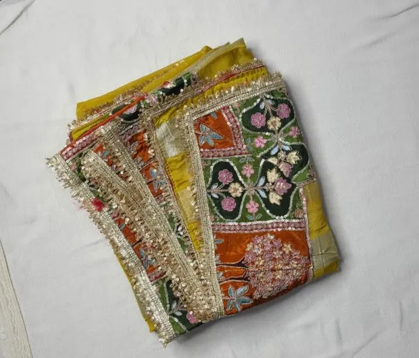 Mustard_Shimmer_Silk_Suit_With_Heritage_'Jharokha'_Embroidery_And_Potli_Bag_For_Women