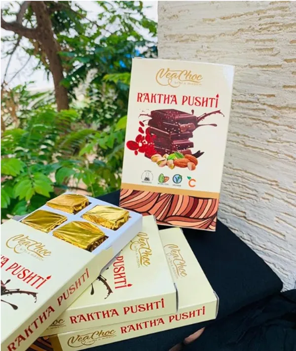 Off_white__Raktha_Pushti_White_-_One_month_pack