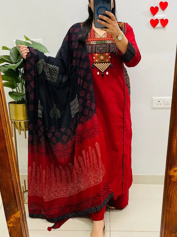 THE_TINGE_�_Riwaayat_Red_Embroidered_Suit_Set_for_women