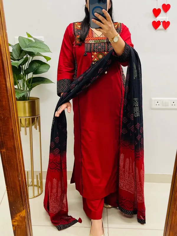 THE_TINGE_�_Riwaayat_Red_Embroidered_Suit_Set_for_women