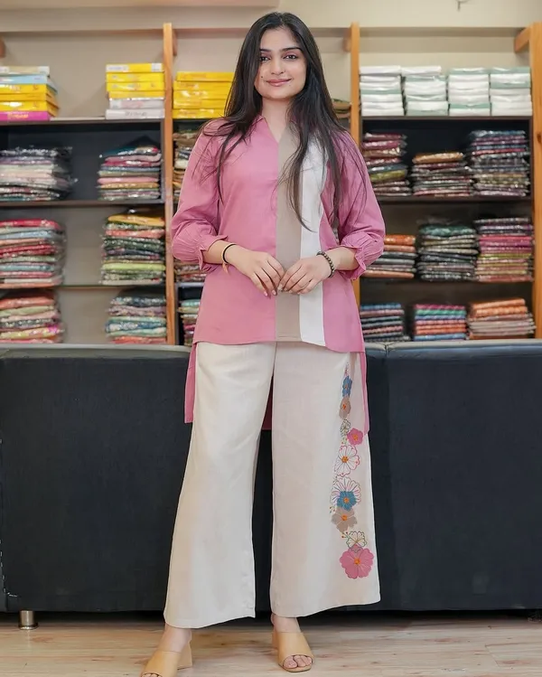 The_Tinge_Blush_Dual-Tone_Cotton_Co-ord_Set_with_Floral_Cotton_Flax_Pants_for_women